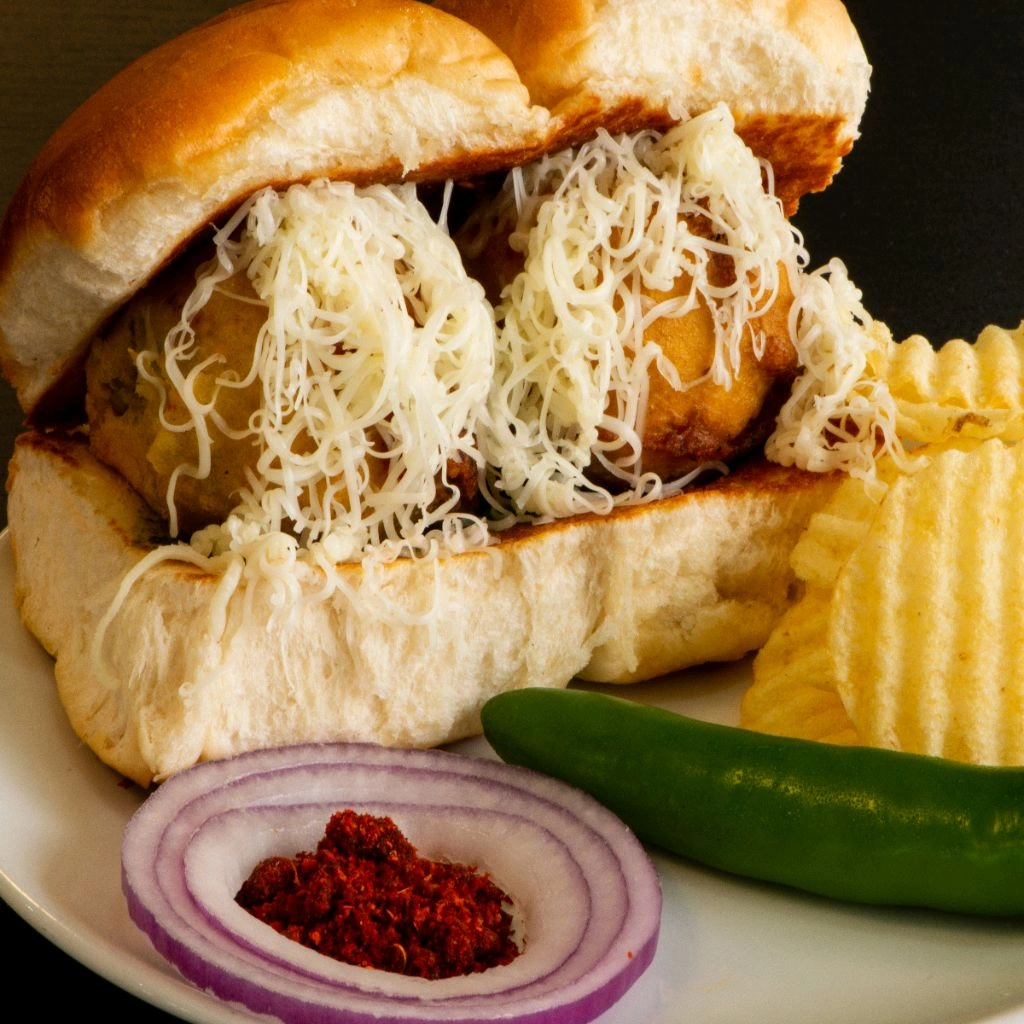 Cheese Vada Pav (2 PCS)